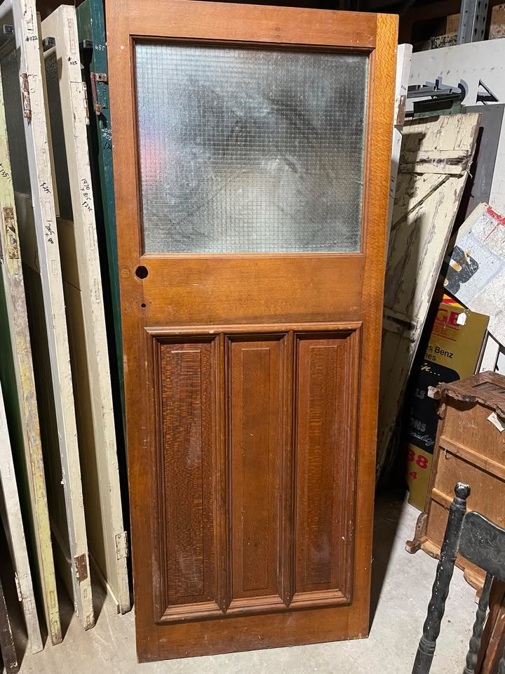 2x Matching doors