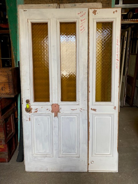 Amber glass entrance