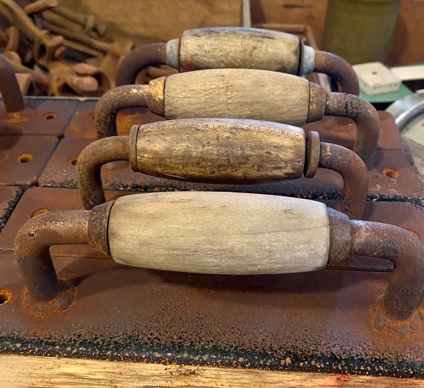 Rustic long handle (sm)